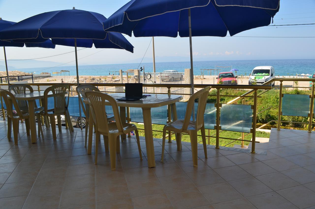 Vila Hadhri Борш Екстериор снимка
