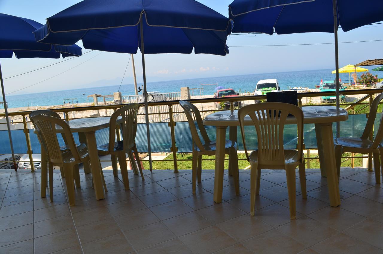 Vila Hadhri Борш Екстериор снимка